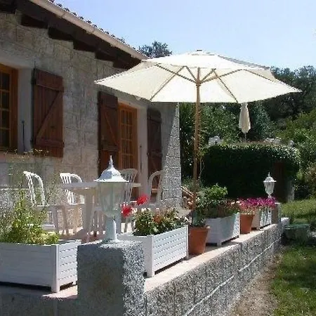 Wunderschoenes Mit Eigener Terrasse By Interhome